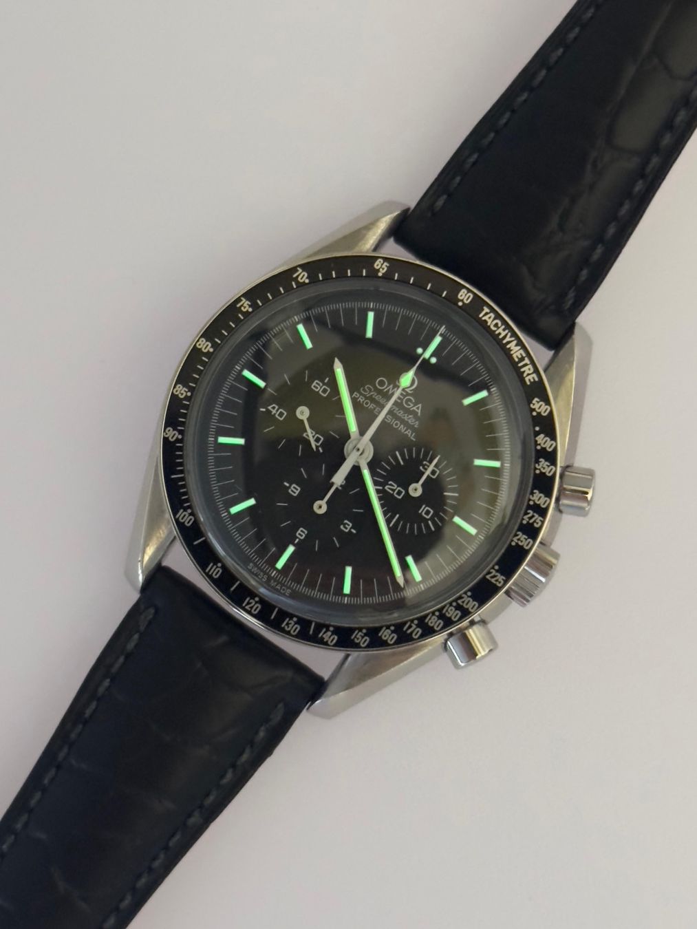 Omega Orologi: Omega Speedmaster Professional Ref. 3592.50 mit Servicebox – Usato da St. Gallen venduto da TrokulWatches 7