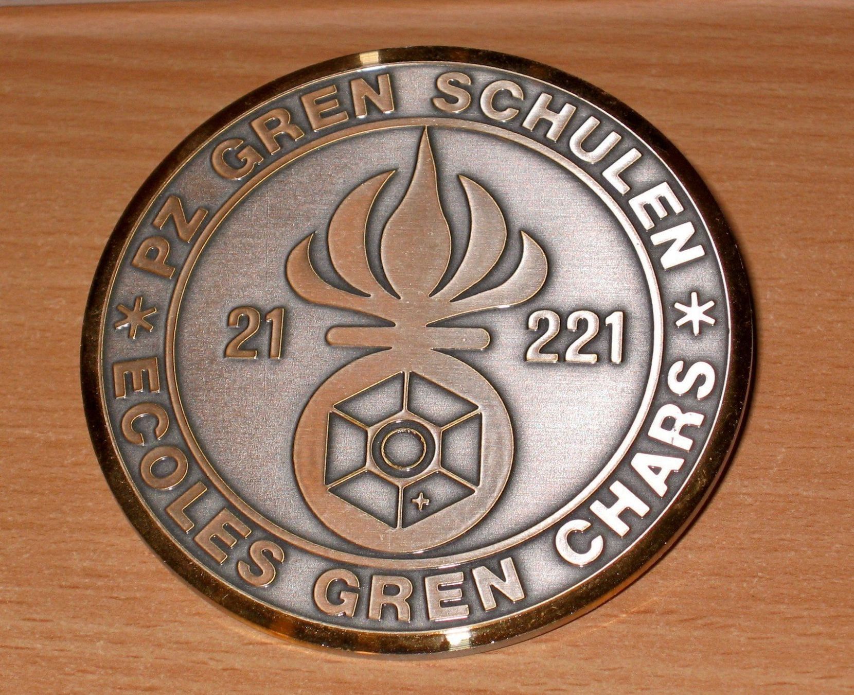 Schweizer Armee Uniformen: Ecole des grenadier de chars 21/221 – Gebraucht aus Lausanne von