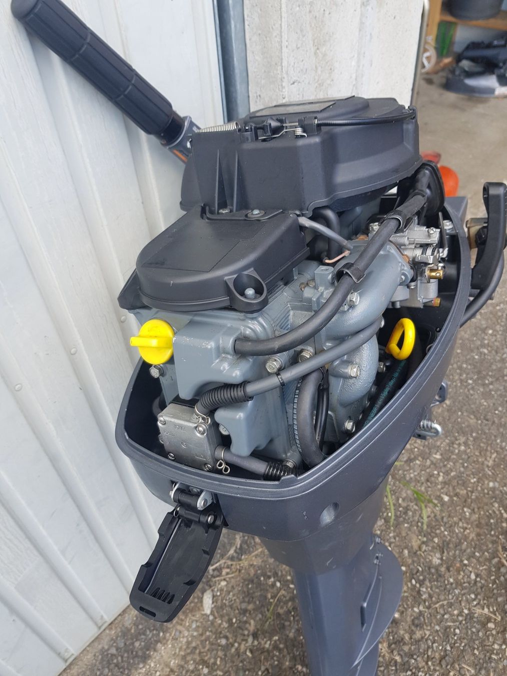 Yamaha Motoren: Yamaha Aussenborder 8PS, Langschaft, 4 Takt. – Gebraucht aus Marly von  5