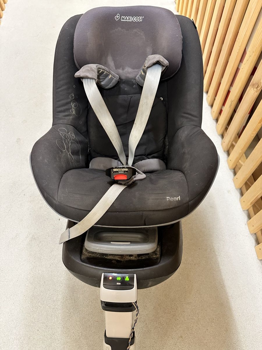 Maxi-Cosi Seggiolini per auto: Pearl Maxi Cosi mit Isofix – Usato da Zürich venduto da chemostat