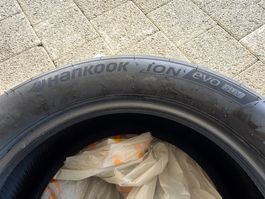 4 x Hankook iON evo 235/55ZR18 Reifen für Tesla Model Y