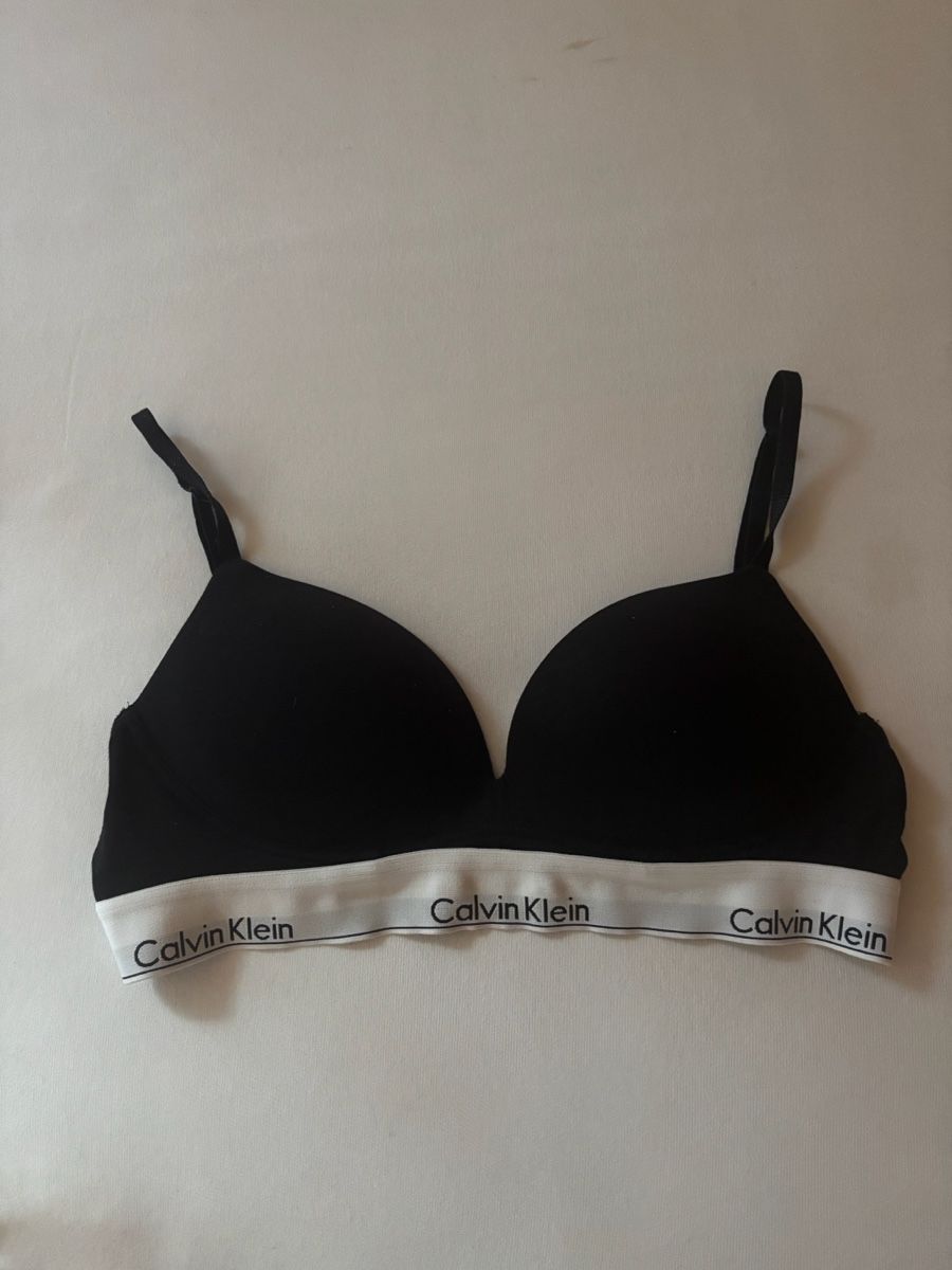 Calvin Klein Autres dessous: Original Calvin Klein BH, top Zustand – D'occasion à Maienfeld par eli_27lm