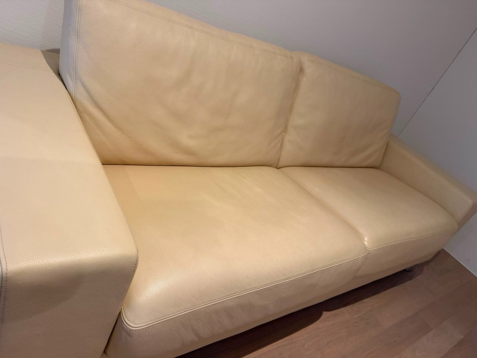 De Sede Sofas: 2 De Sede Ledersofas (zusammen oder einzeln) – D'occasion à Volketswil par jer_bfy8 2