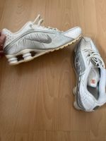 Nike Shox R4 104265 - 9 / 42.5