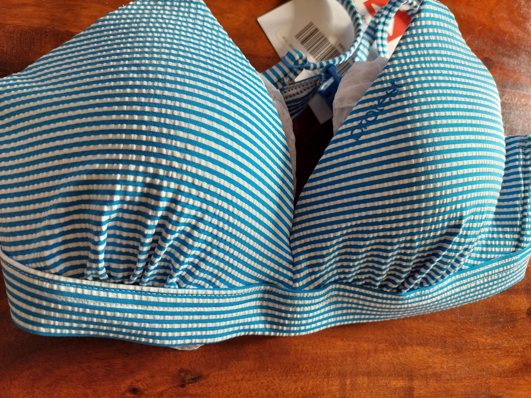 Costumi da bagno & Bikini: Protest Bikini-Oberteil Grösse 36 / C-Cup – Nuovo e nell'imballaggio originale da Beckenried venduto da Havacola 1