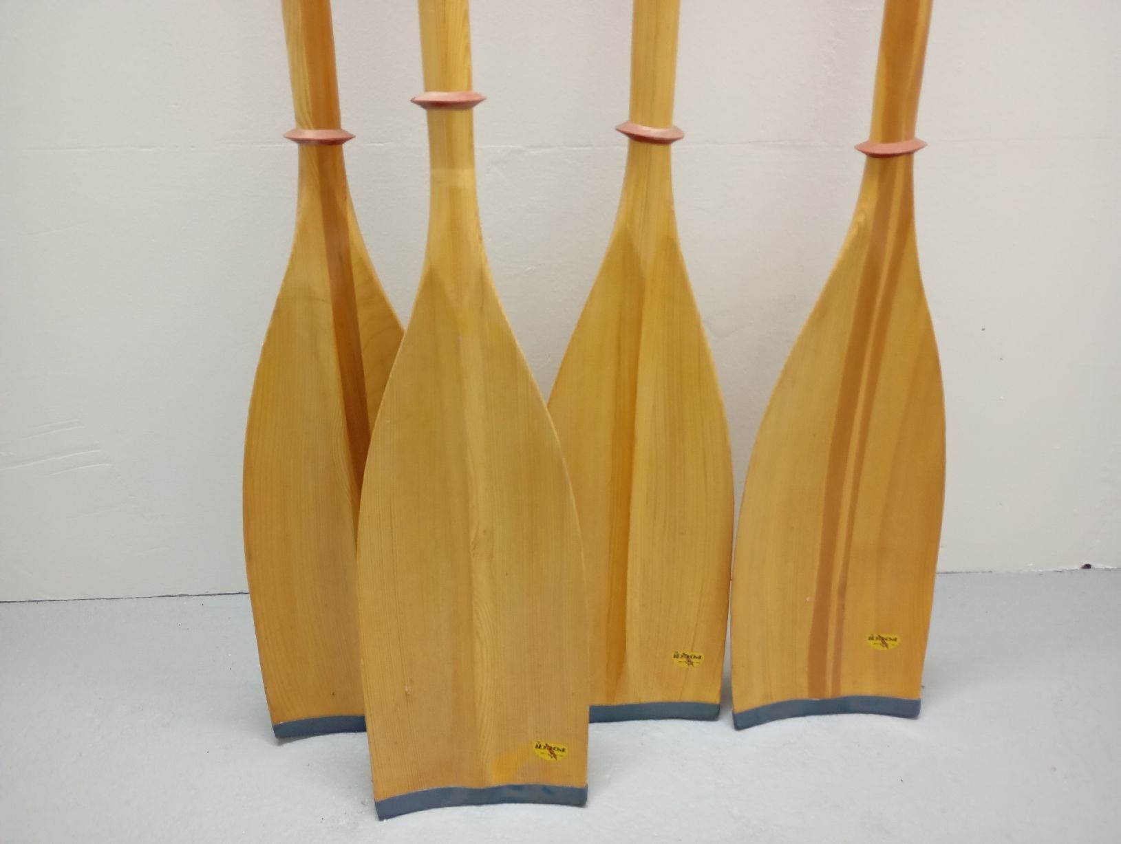 Gommoni, kayak & canoe: Alte Holz Padel – Usato da thalwil venduto da Lazar03 1