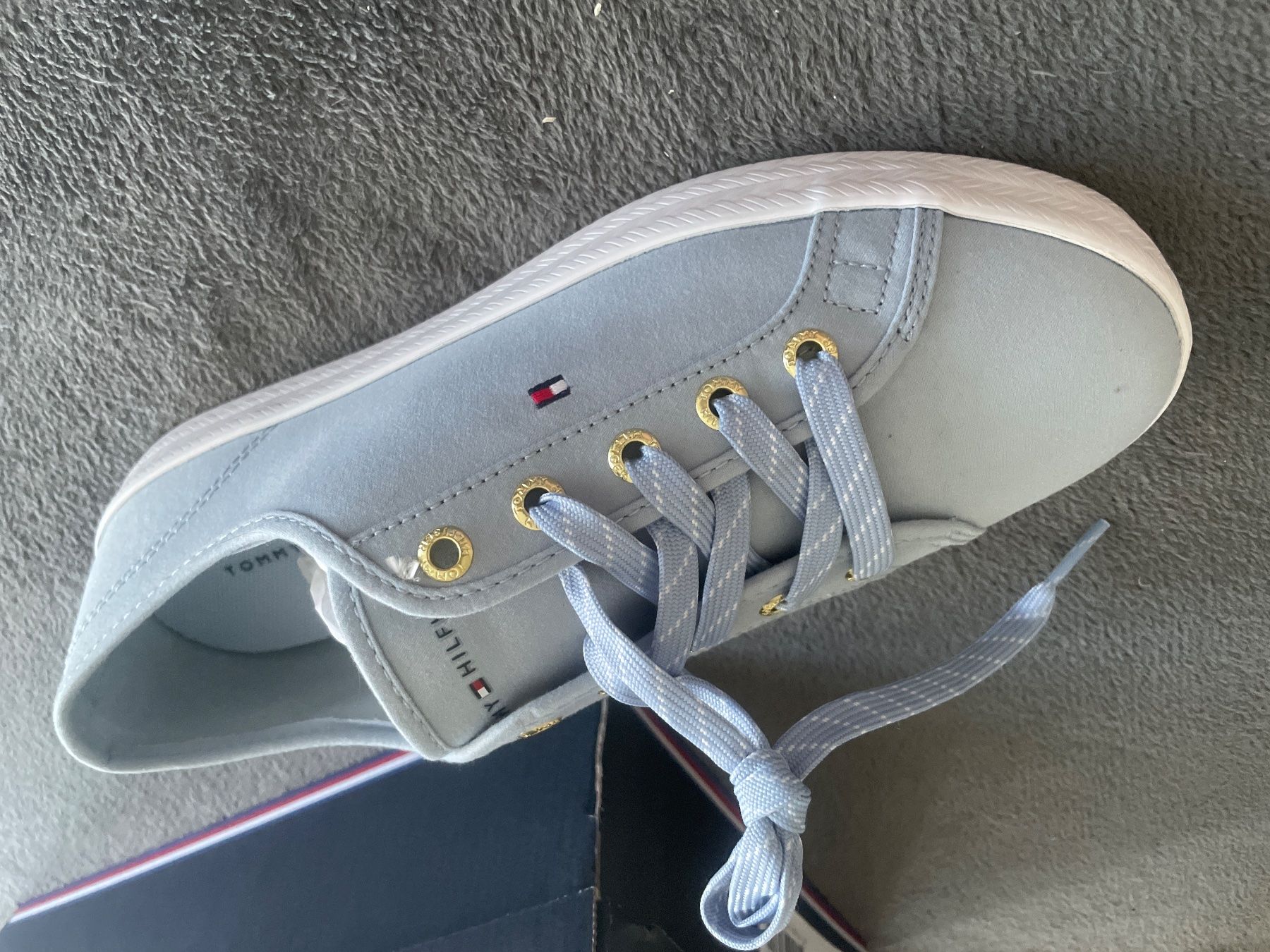 Tommy Hilfiger Scarpe da donna: Original Tommy Hilfiger Sneakers Freizeitschuhe – Nuovo (secondo la descrizione) da Flüelen venduto da AU10