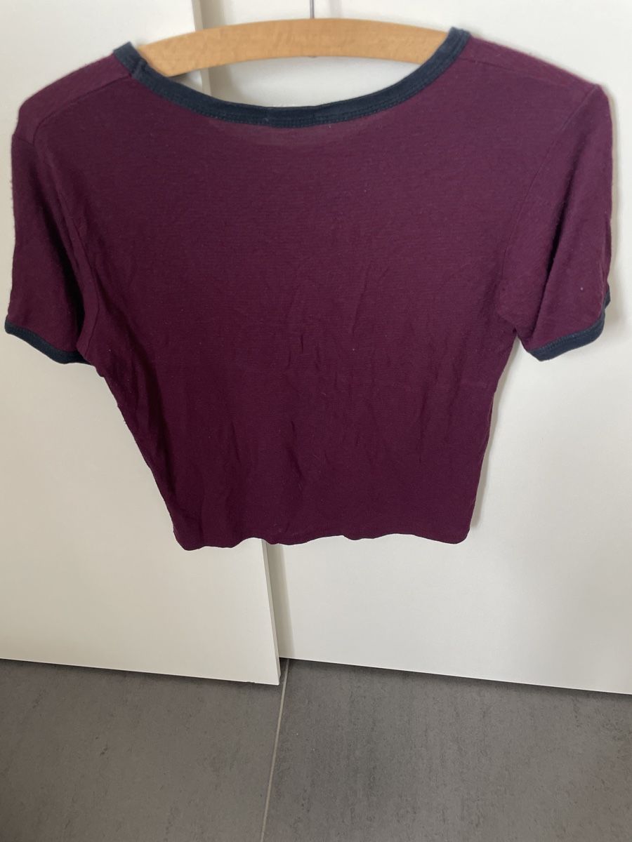 Brandy Melville T-shirt: Brandy Melville t-shirt – Usato da Cressier NE venduto da leiestla 2