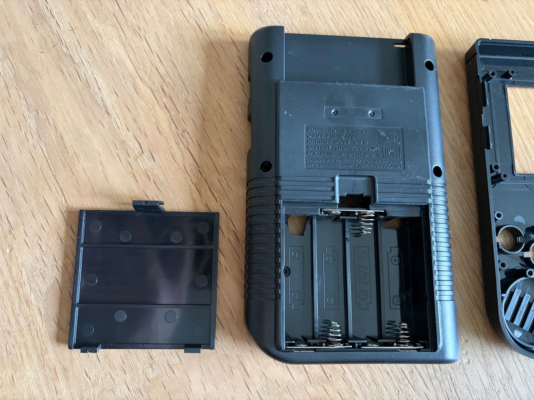 Nintendo Custodie protettive: Nintendo Gameboy Hülle schwarz – Usato da Muttenz venduto da bargain_hunter 2