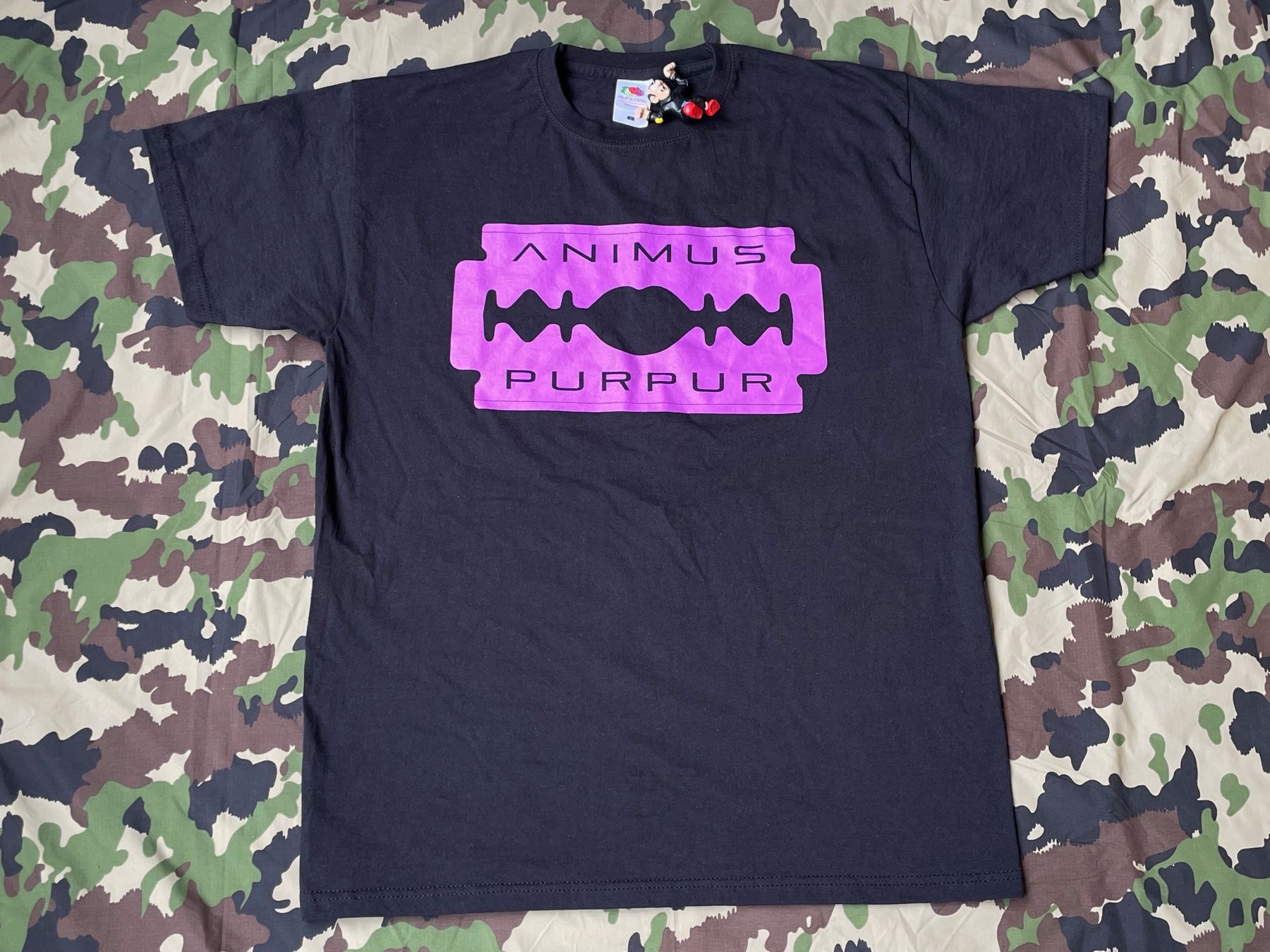 T-shirt: 2015 Rap T-Shirt Animus Sz L – Usato da Zürich venduto da le_souk