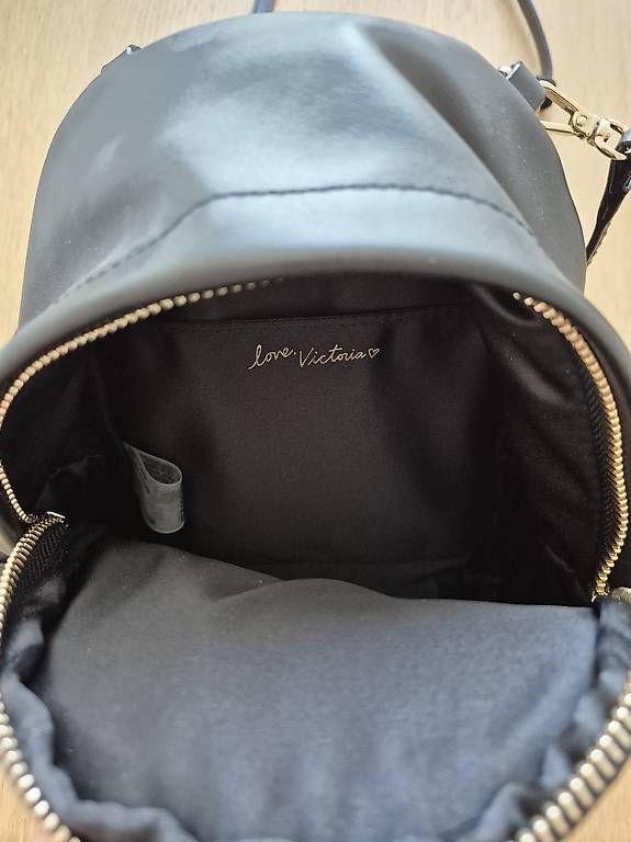 Sacs à dos: Victoria's Secret Mini-Rucksack – D'occasion à Liebefeld par lor_8d7v 2