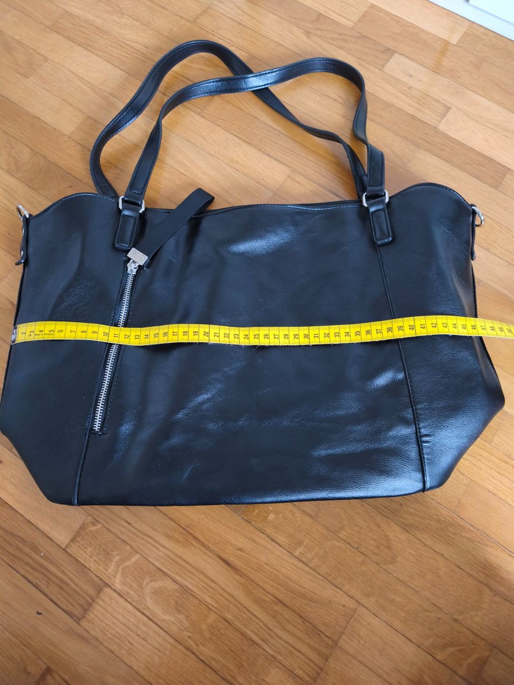 Borse da donna: Grosse Damen Handtasche schwarz Tasche – Usato da Uster venduto da zebralino 1