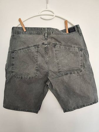 Kurze Hose "J&J"