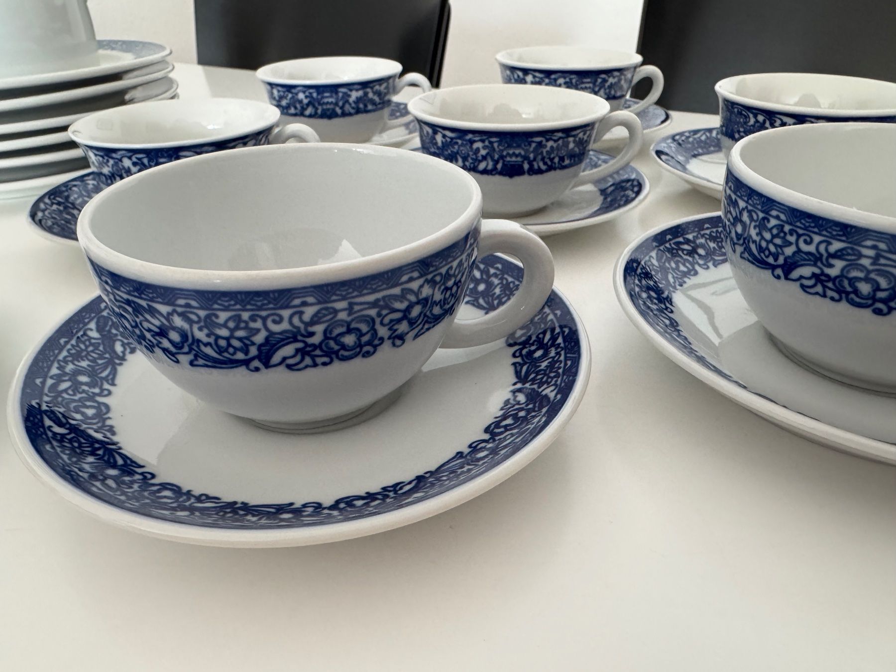 Set di piatti: Geschirr Set Langenthal Mid-Century – Usato da Cham venduto da matap1 3