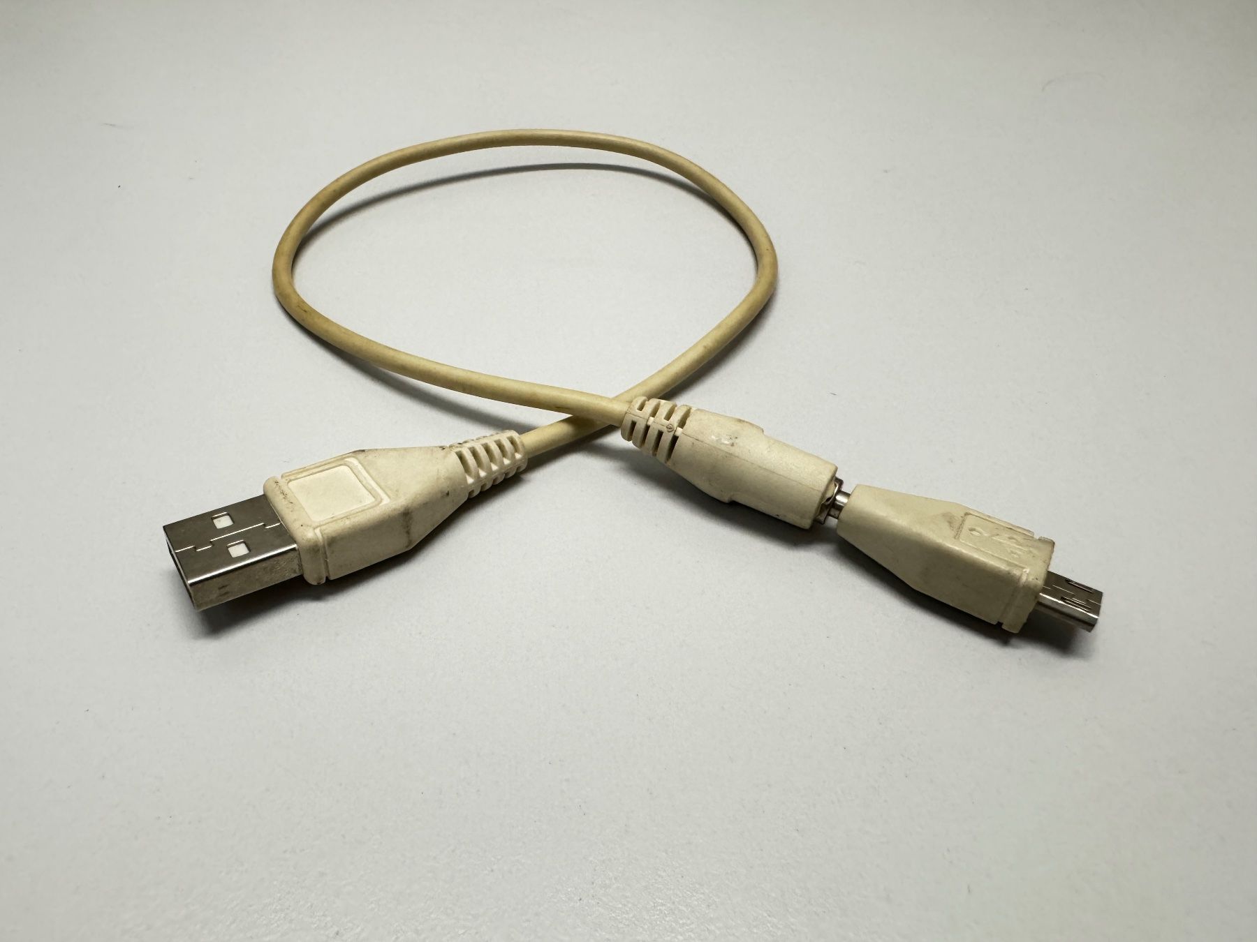 Cavi: USB Micro-B Stecker zu USB - A / Kabel + Stecker – Usato da Humlikon venduto da GX30 3