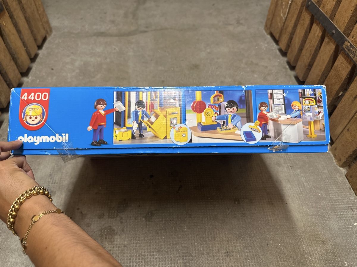 Playmobil Jouets: Playmobil 4400 La Poste Boîte Neuve Scellée – Neuf avec emballage d'origine à Versoix par nol_7td7 2