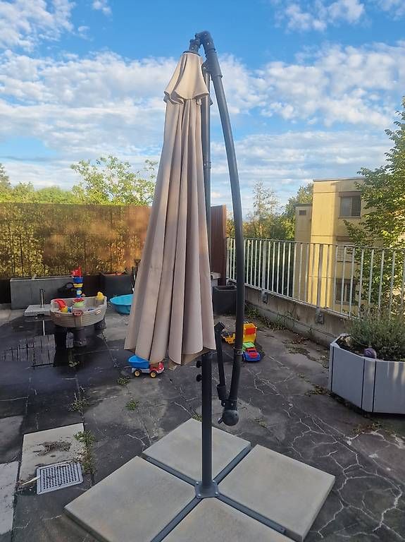 Parasols: Sonnenschirm 3x3m – D'occasion à Neunkirch par marci005 3