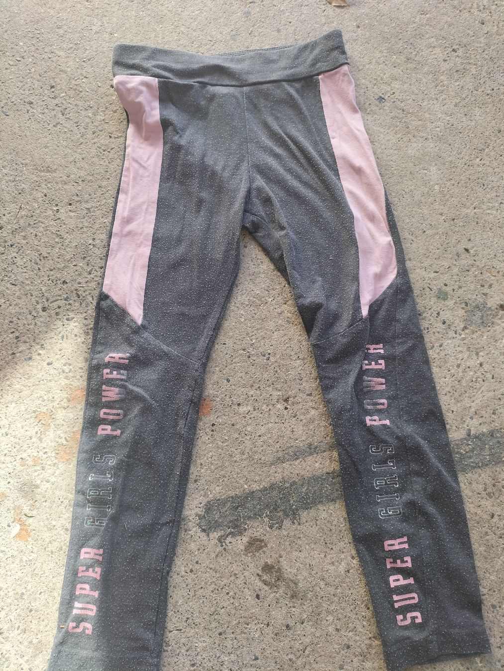Collant & Leggings: legging sport 128 – Usato da Gillarens venduto da Emy_28