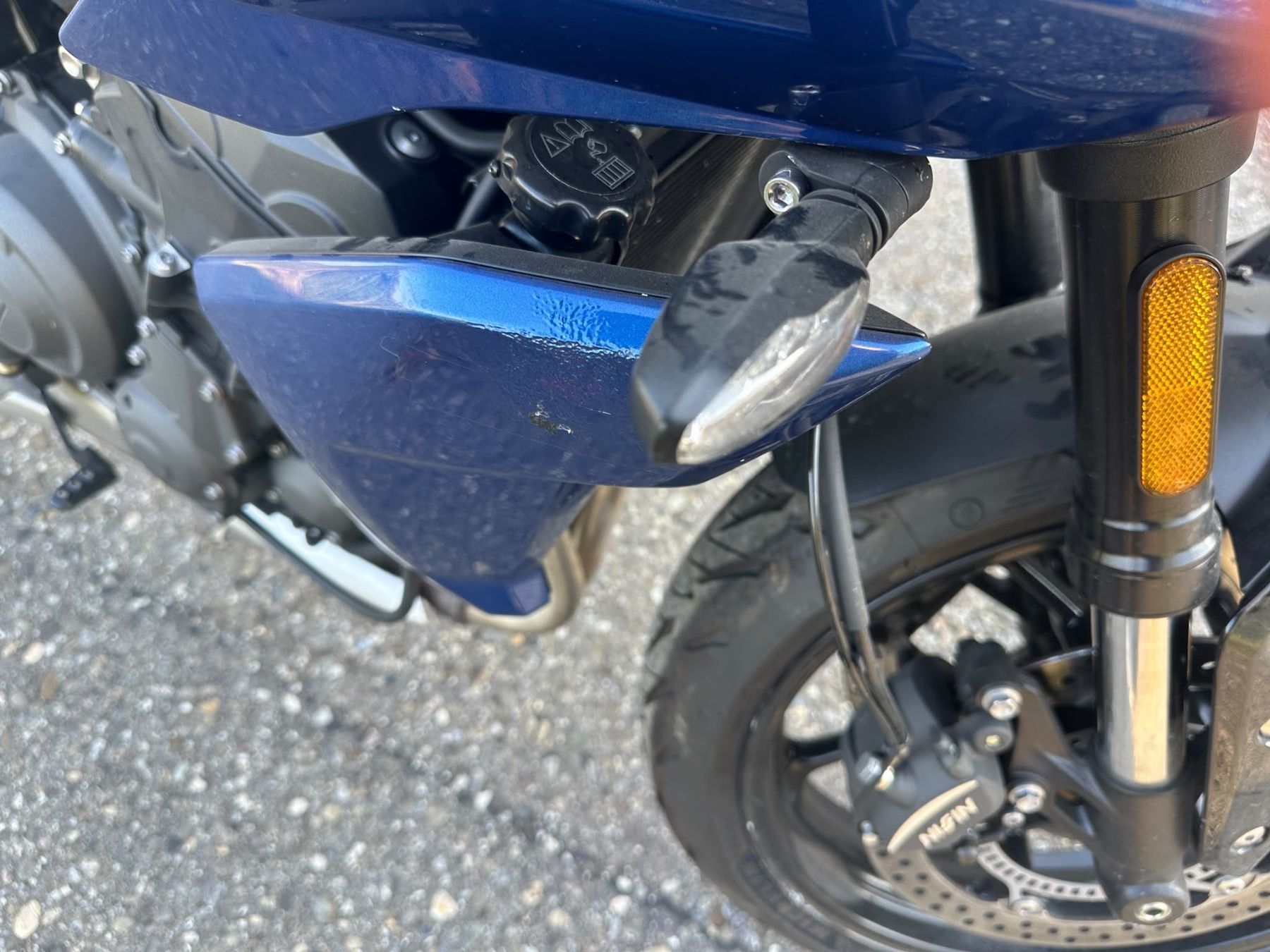 Triumph Touring: Motorrad Triumph blau, fast neu – Gebraucht aus Bern von maj_69c8 7