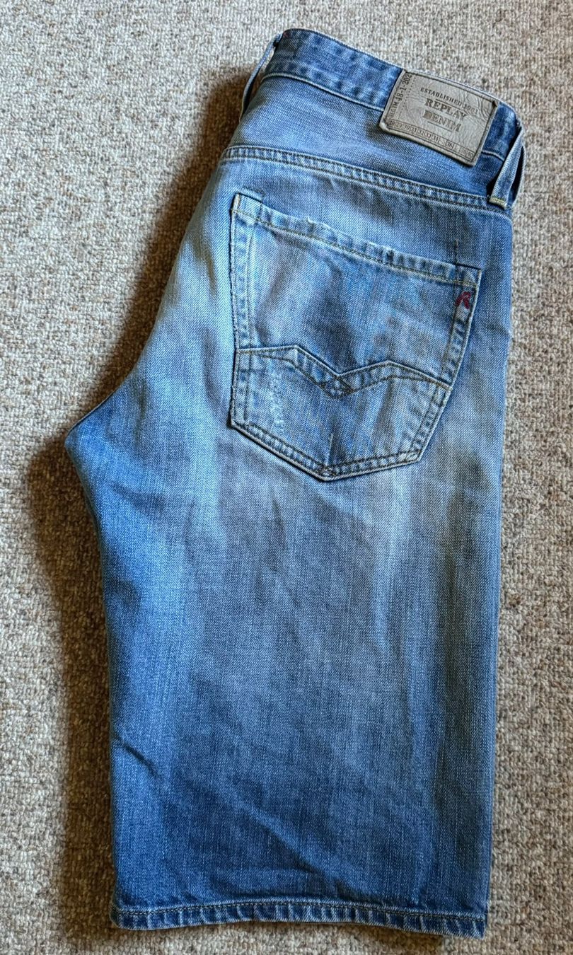 Replay Pantaloni: Replay Jeans Shorts Grösse W31 – Usato da Unterseen venduto da bongmarley 5