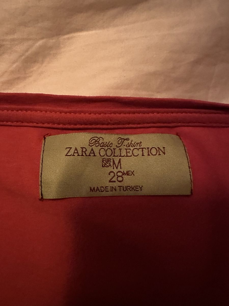 Zara T-shirt: Basic T-Shirt Zara Collection Grösse M rot mit Puffärmel – Usato da Bern venduto da Noeci 4