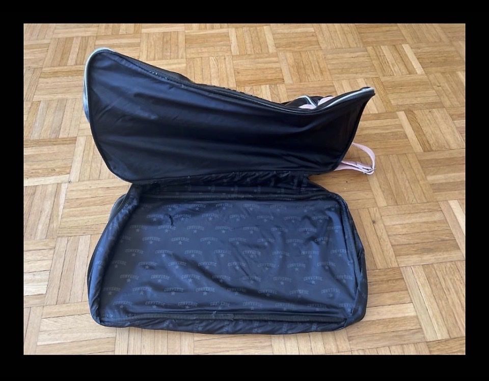 Converse Borse: Borsa Vintage CONVERSE in pelle – Usato da Uitikon Waldegg venduto da DajeRomaDaje 1