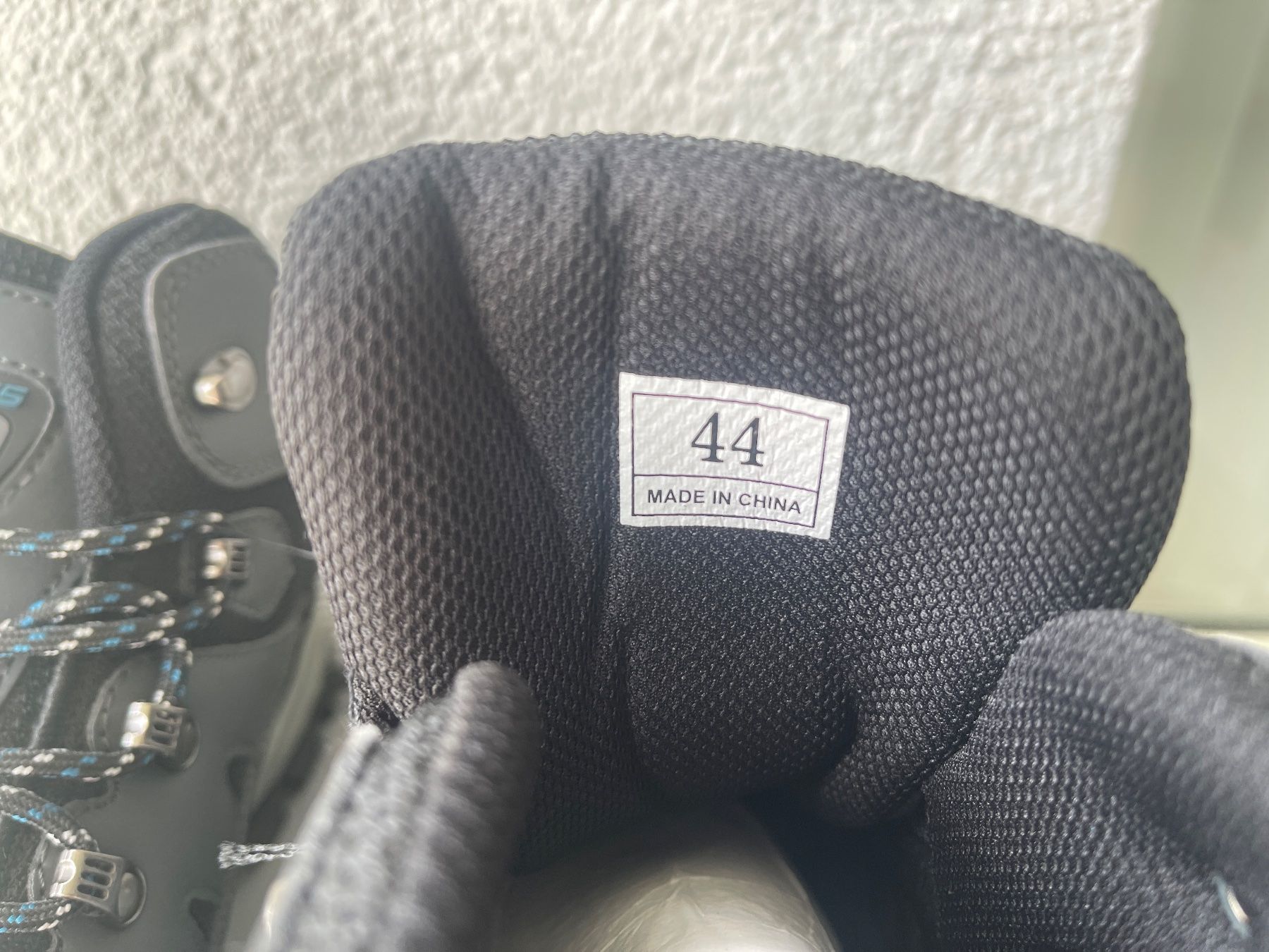 Chaussures hommes: Wanderschuhe Grösse 43 grau Neu – Neuf (Voir description) à Heerbrugg par mar_px9v 3