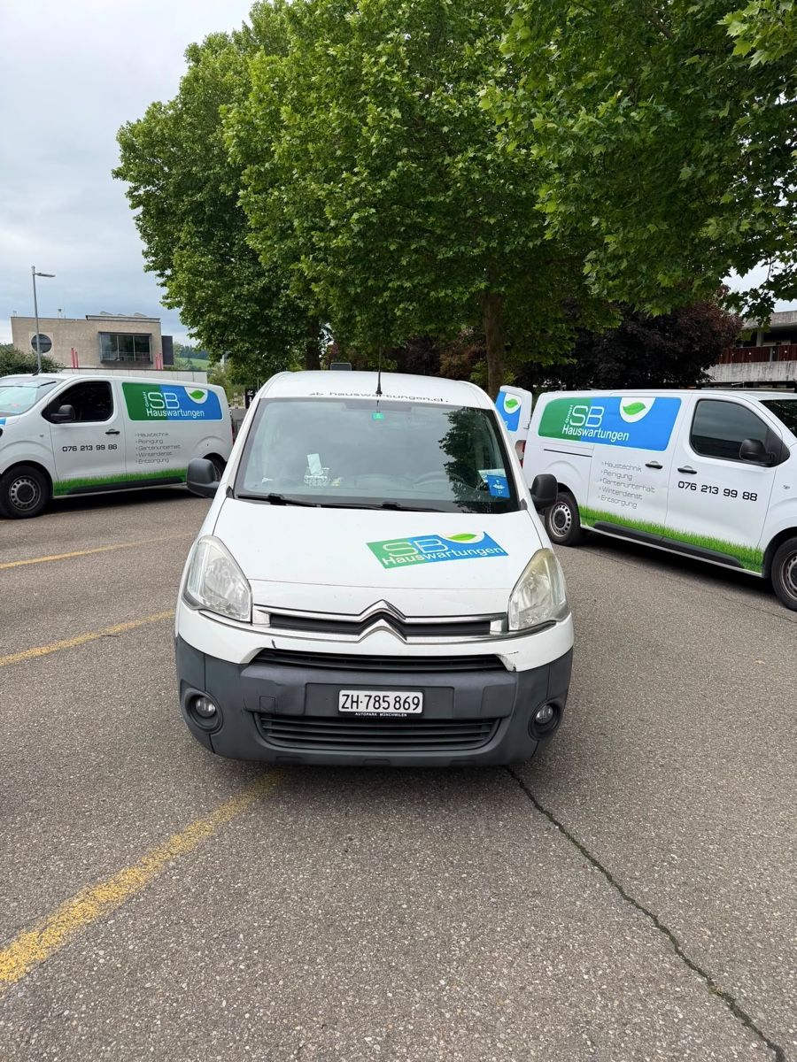 Citroën Veicoli commerciali: Citroen Berlingo 1,6 HDI – Usato da Winterthur venduto da Af1976