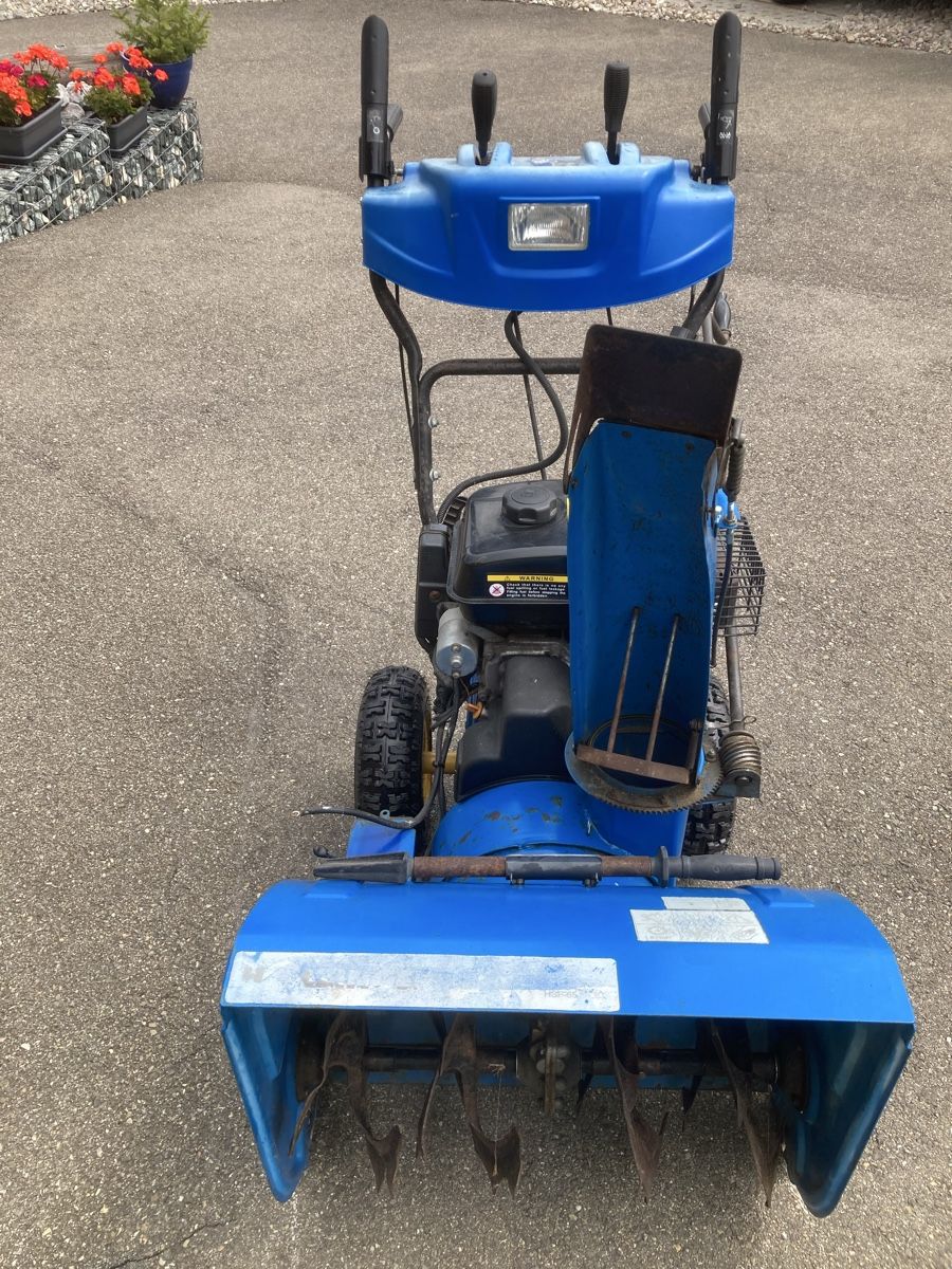 Toutes les machines: Schneefräse  – D'occasion à Wetzikon ZH par Rescanv6 2