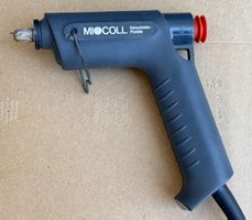 Pistolet à colle Miocoll Typ 200 - avec 35 recharges