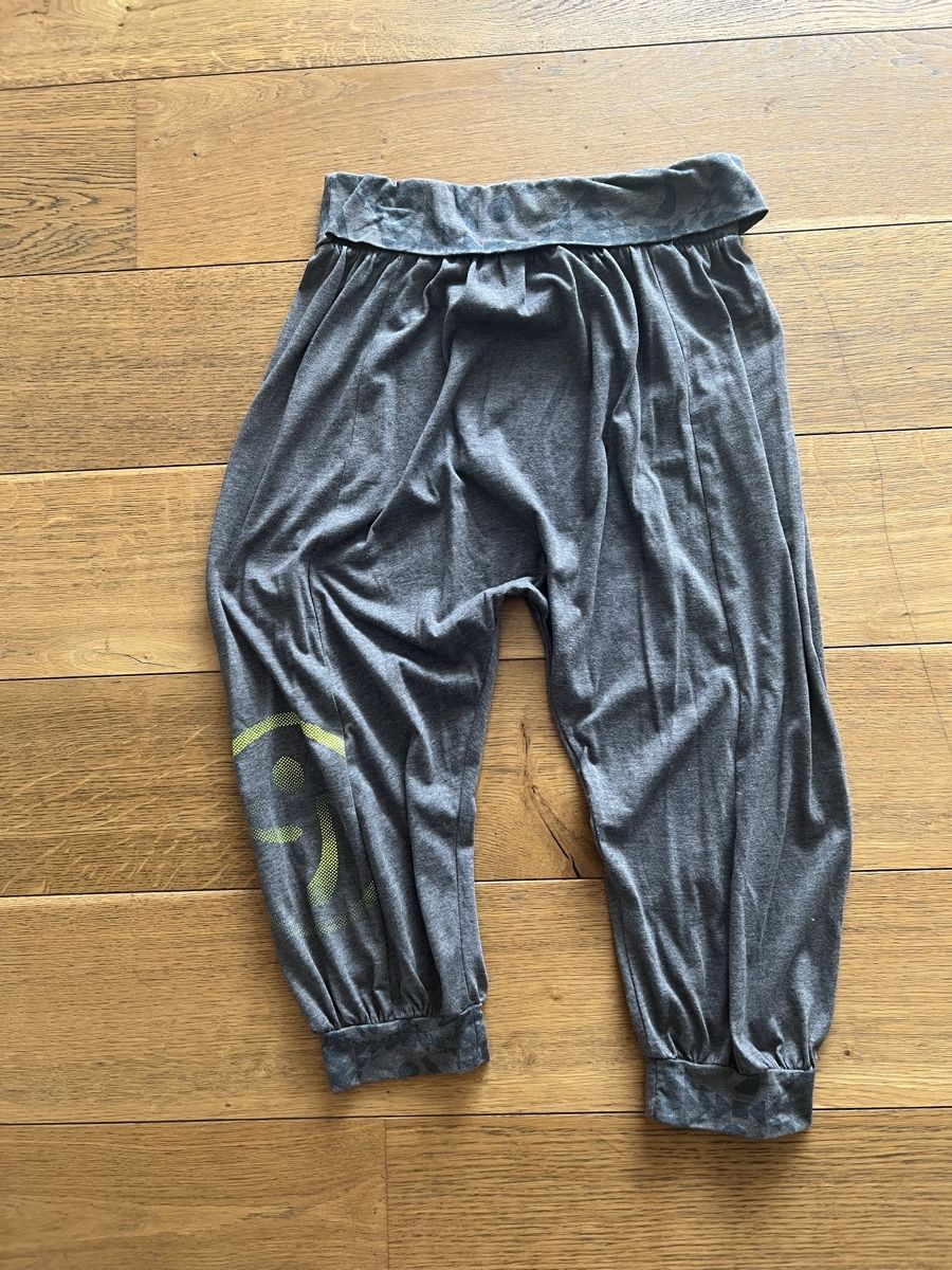 Pantaloni: Zumba Hose Grau, Grösse L – Nuovo (secondo la descrizione) da Rütihof venduto da Rosy13