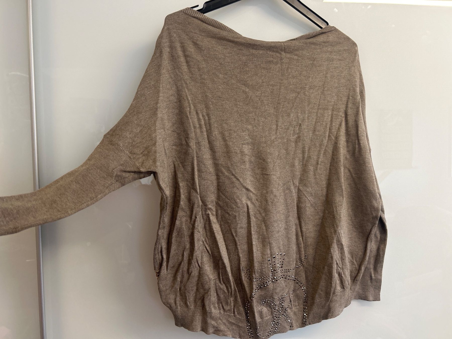 Maglioni & Felpe: Pullover Asymmetrisch Spitze Strass 1 Size Neu – Nuovo e nell'imballaggio originale da Regensdorf venduto da Spyke55 3