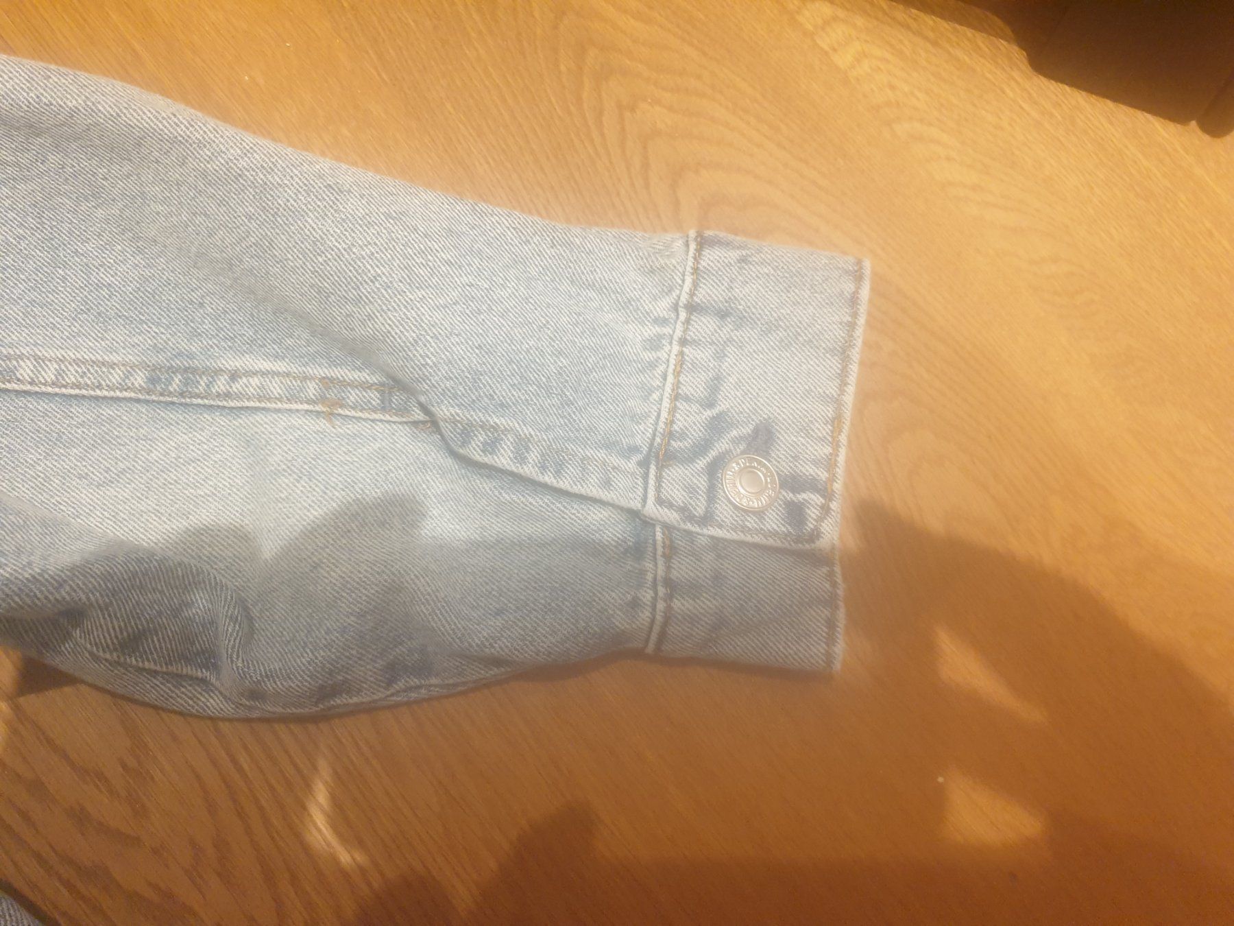 H&M Jacken: Jeansjacke – Gebraucht aus Hinwil von tan_ry6s 3