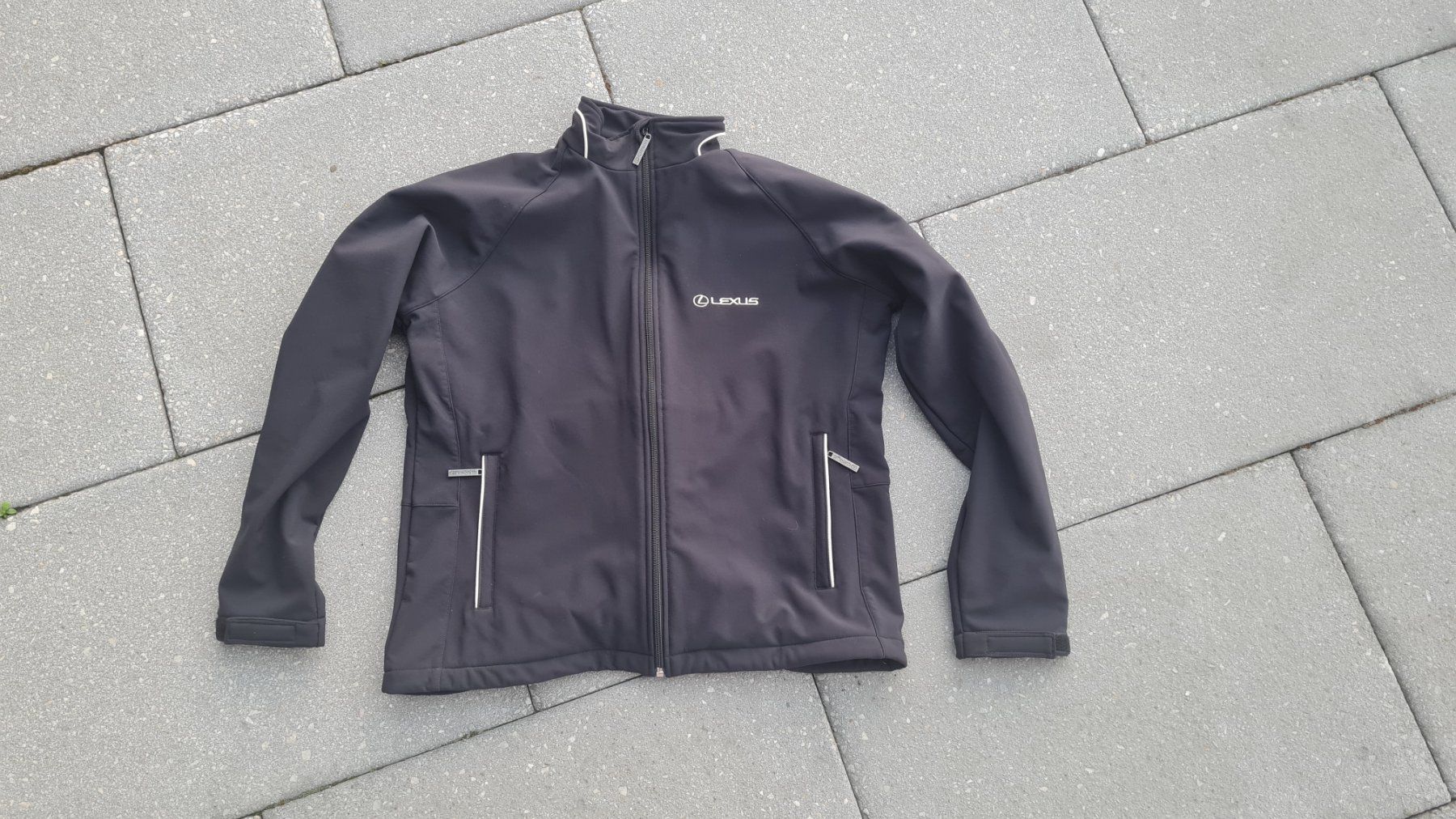 Lexus Giacche: Softshell / Herren / Jacke / Lexus / Sport / Gr. M – Usato da Safenwil venduto da Husqi2000