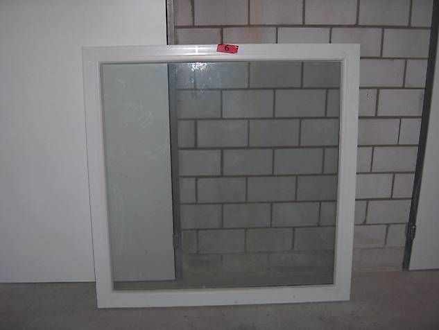 Fenster: Fenster 128x128cm / Kunststoffenster – Neu (gemäss Beschreibung) aus Benzenschwil von rubachCH