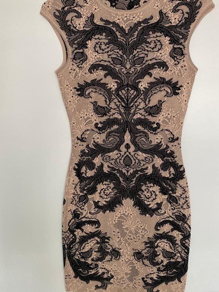 Alexander Mcqueen Vestiti: Alexander Mcqueen  Kleid – Usato da Bäch SZ venduto da ruslena29