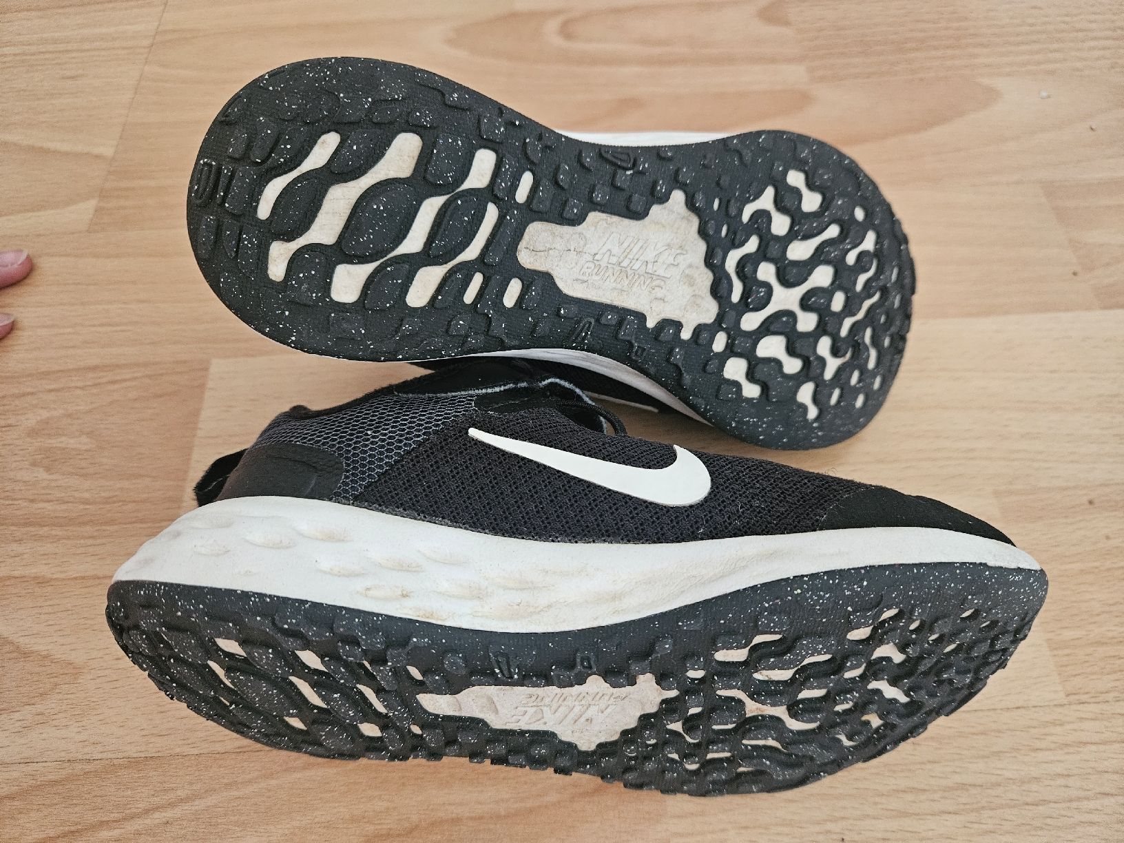 Nike Herrenschuhe: Nike Running 29.5 – Neu (gemäss Beschreibung) aus Zürich von Kris8050 4