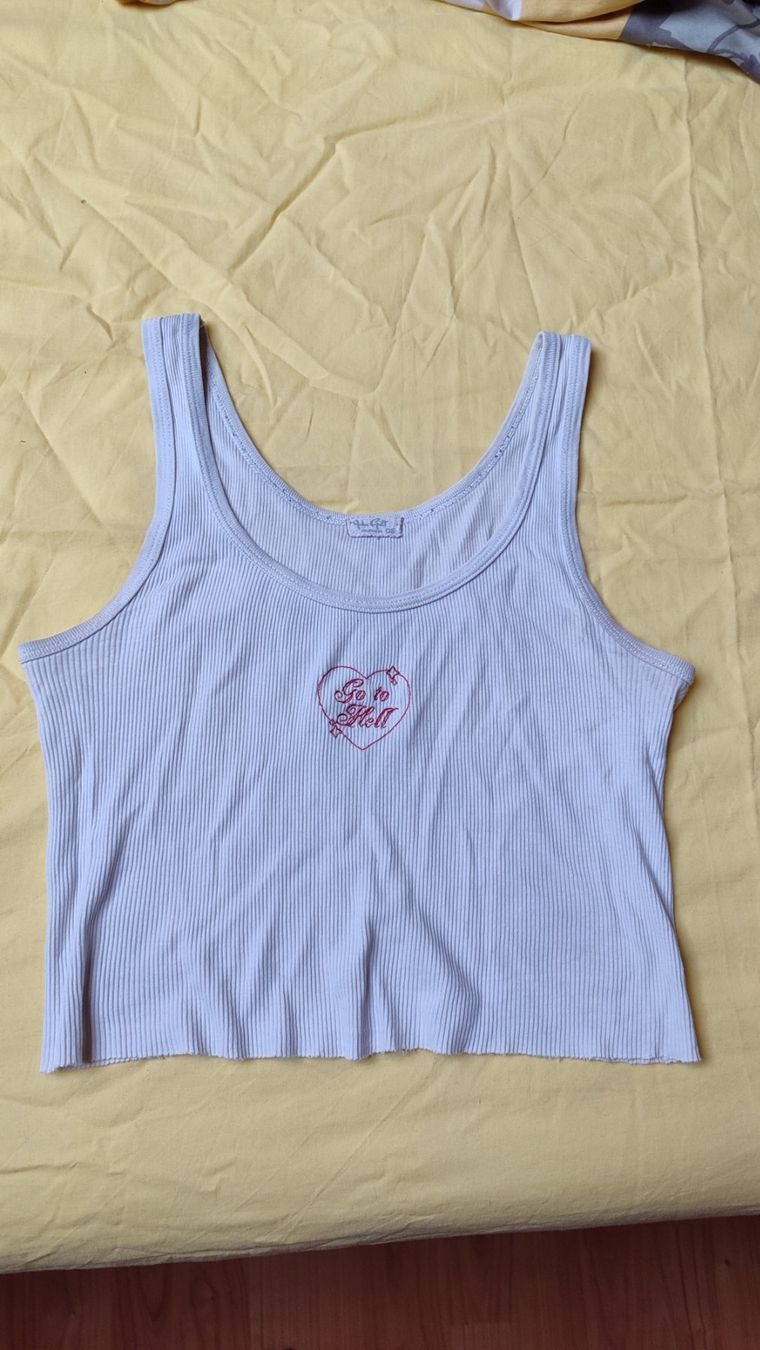 Brandy Melville Top: Träger-Shirts, Gr. S&M, neu! – Nuovo (secondo la descrizione) da Brüttisellen venduto da nic_xm7s 2