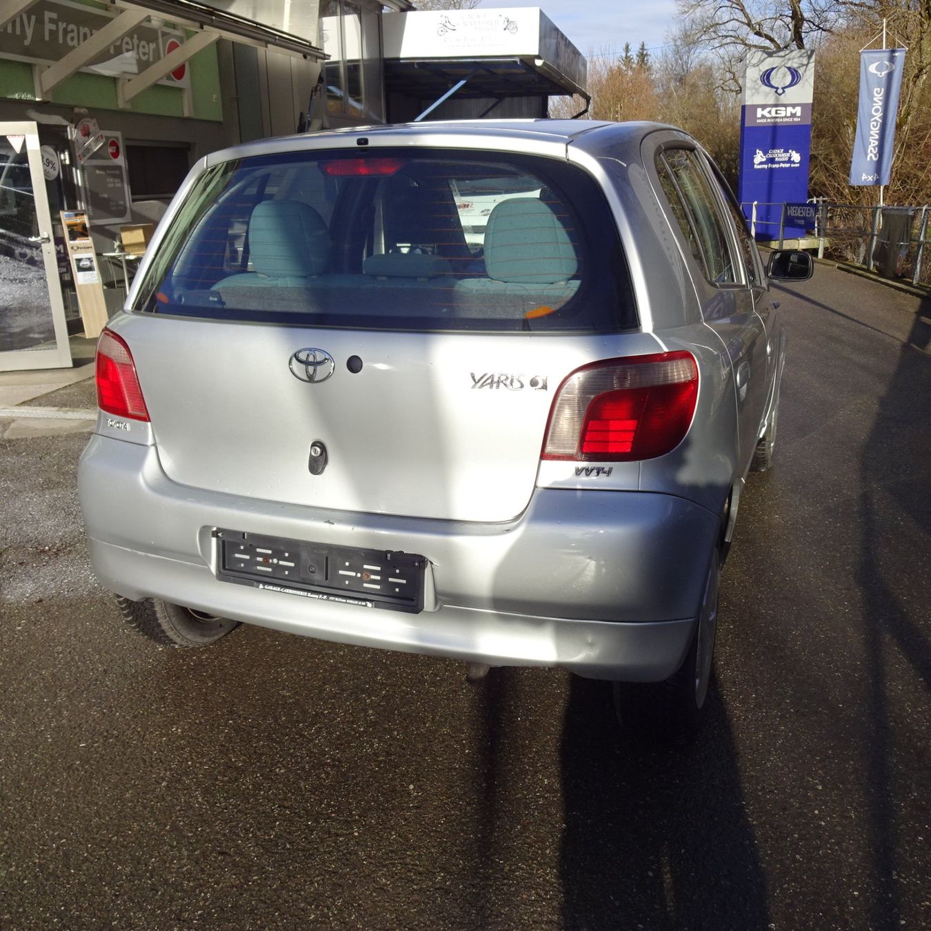 Toyota Automobili: Toyota Yaris 1.3 – Usato da St. Ursen venduto da michelle027 3