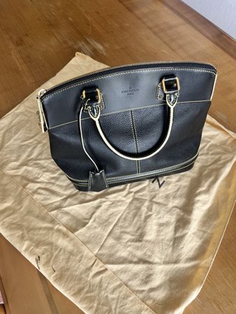 Sac noir Louis Vuitton édition limitée