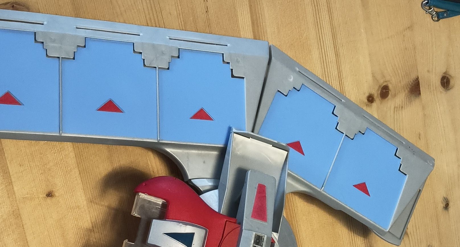 Jouets: 2 Yu-Gi-Oh Duel Disk mit Gebrauchsspuren – D'occasion à Unterkulm par Scarface88