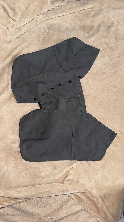 Top: GRAUES OBERTEIL – Usato da Gossau SG venduto da 2002gomes2002