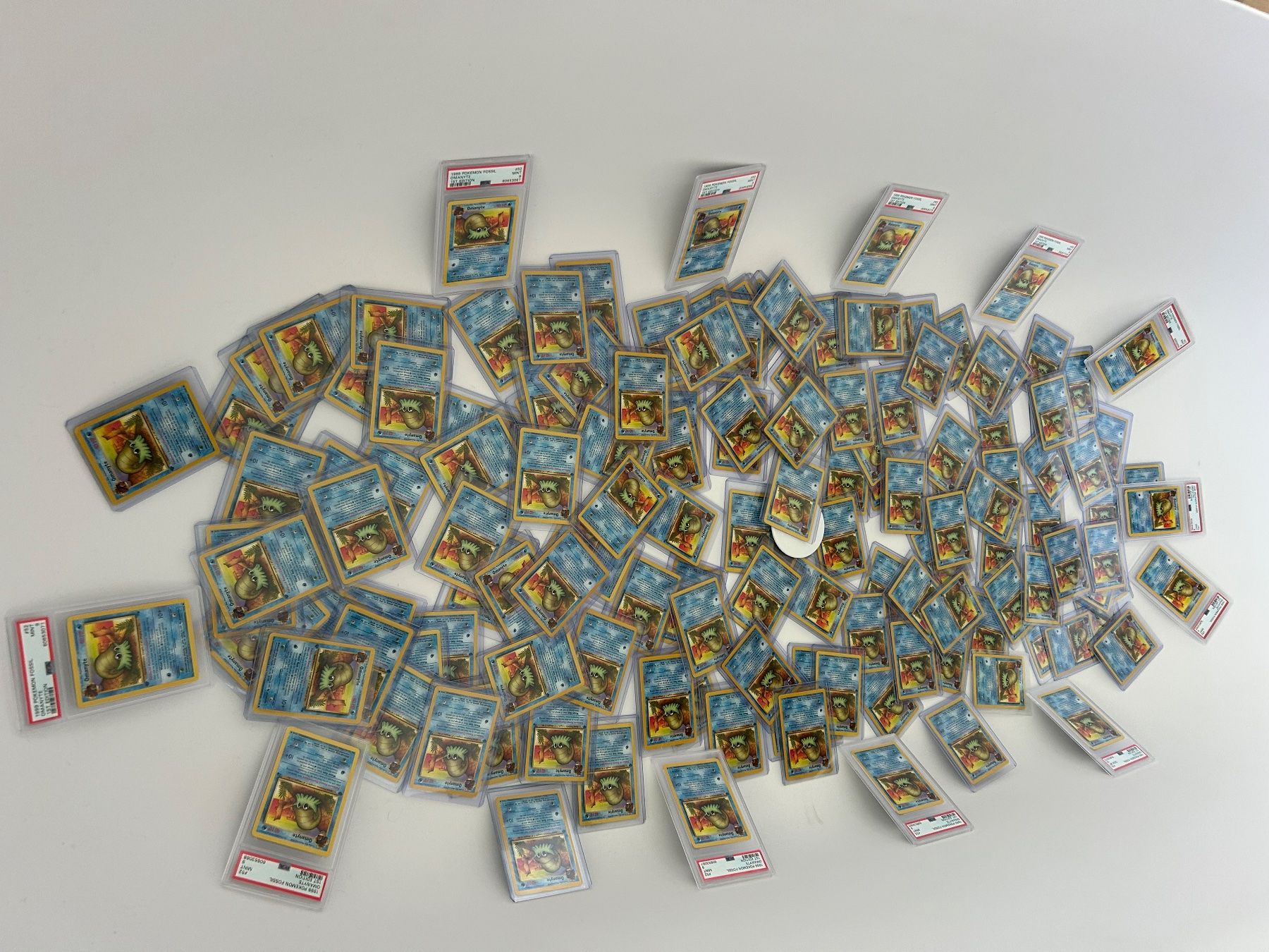 Pokémon Carte collezionabili: 143x Pokemon Sammlung Omanyte 1st Edition – Usato da Domat/Ems venduto da WatchmeSa