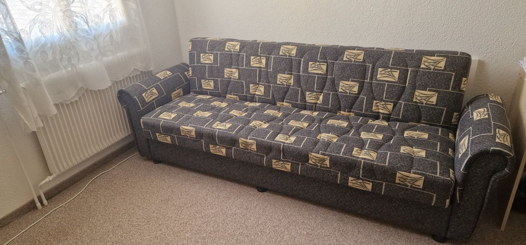 Sofas: Sofa -  Schlafsofa – Gebraucht aus Unteriberg von DK63