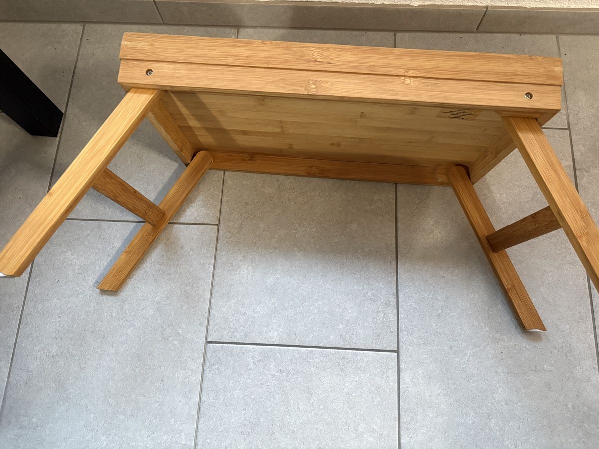 Appareils de cuisine: Frühstückstablett – D'occasion à Auenstein par 5222 3