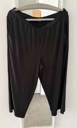 Sommerhose Grösse 46/48    Länge 7/8 Ulla Popken