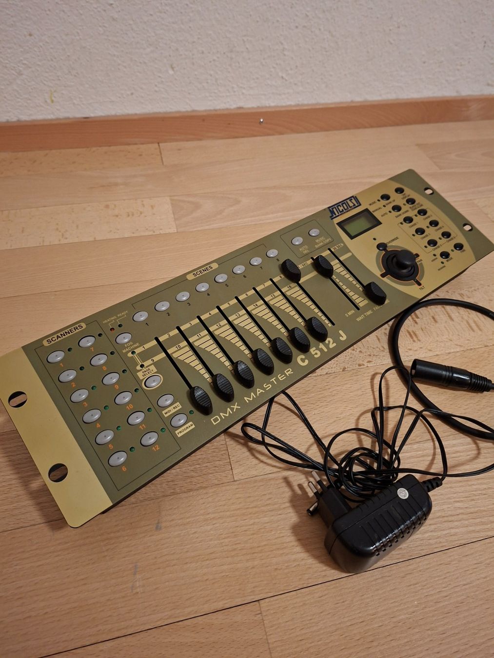 Sistema di controllo: DMX-Controller C512J – Usato da Stans venduto da Zibi81 1