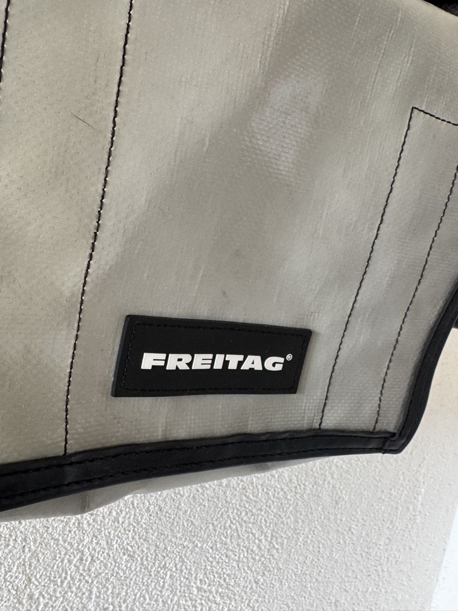 Freitag Borse: Freitag Tasche grau, Modell Lassie – Usato da Chur venduto da arxi 1