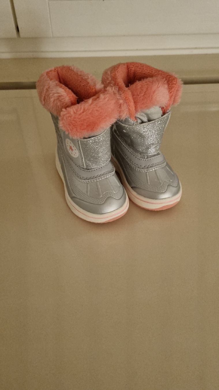 Scarpe per ragazze: Botte neige fille – Usato da Ferpicloz venduto da Clicli014 1