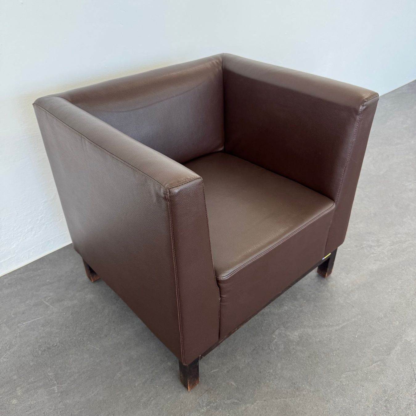 Poltrone: May Möbel Salsa 40 Lounge-Sessel – Usato da Schönenwerd venduto da mcofficeshop 1